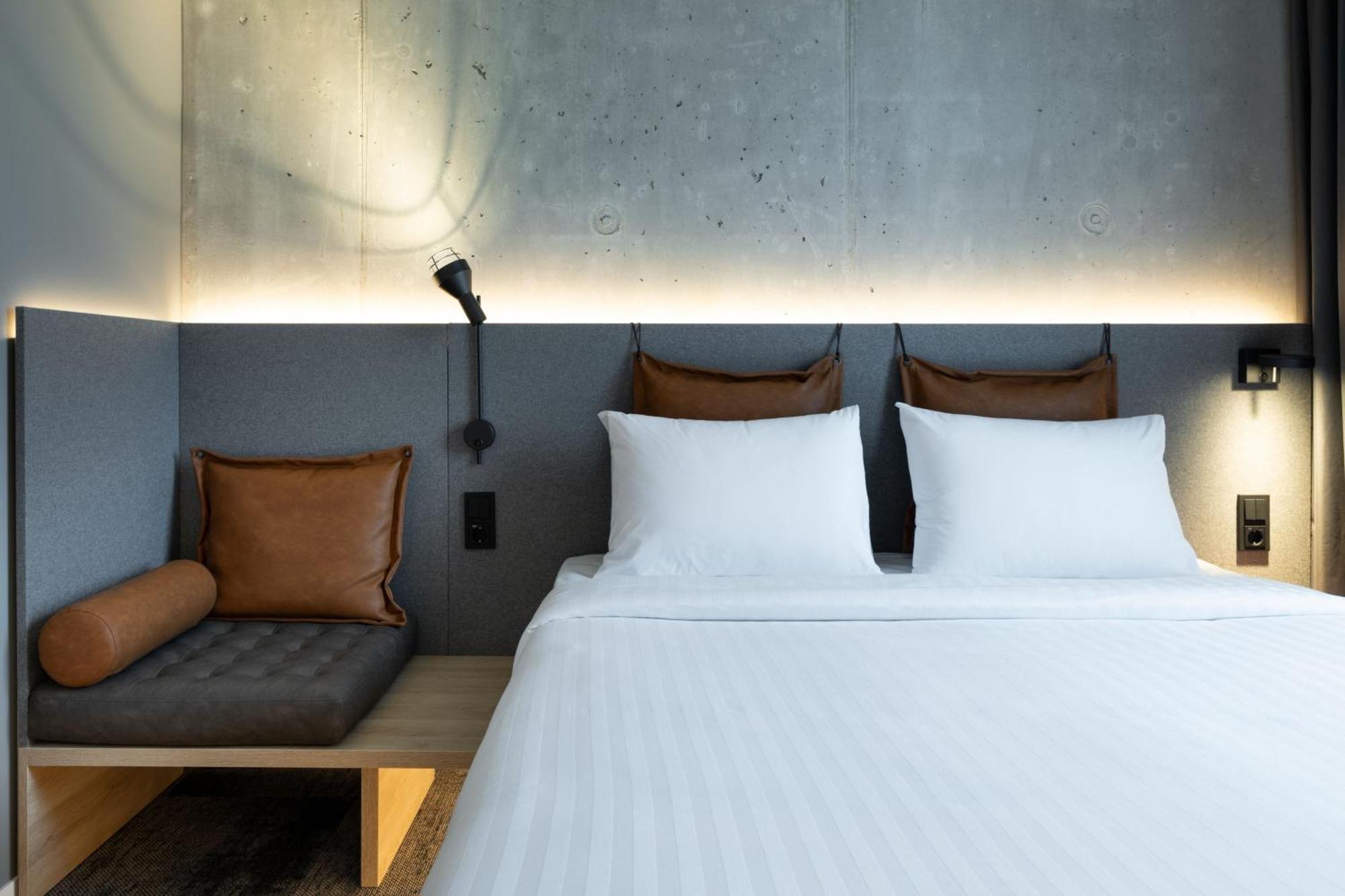Moxy Outletcity Hotel