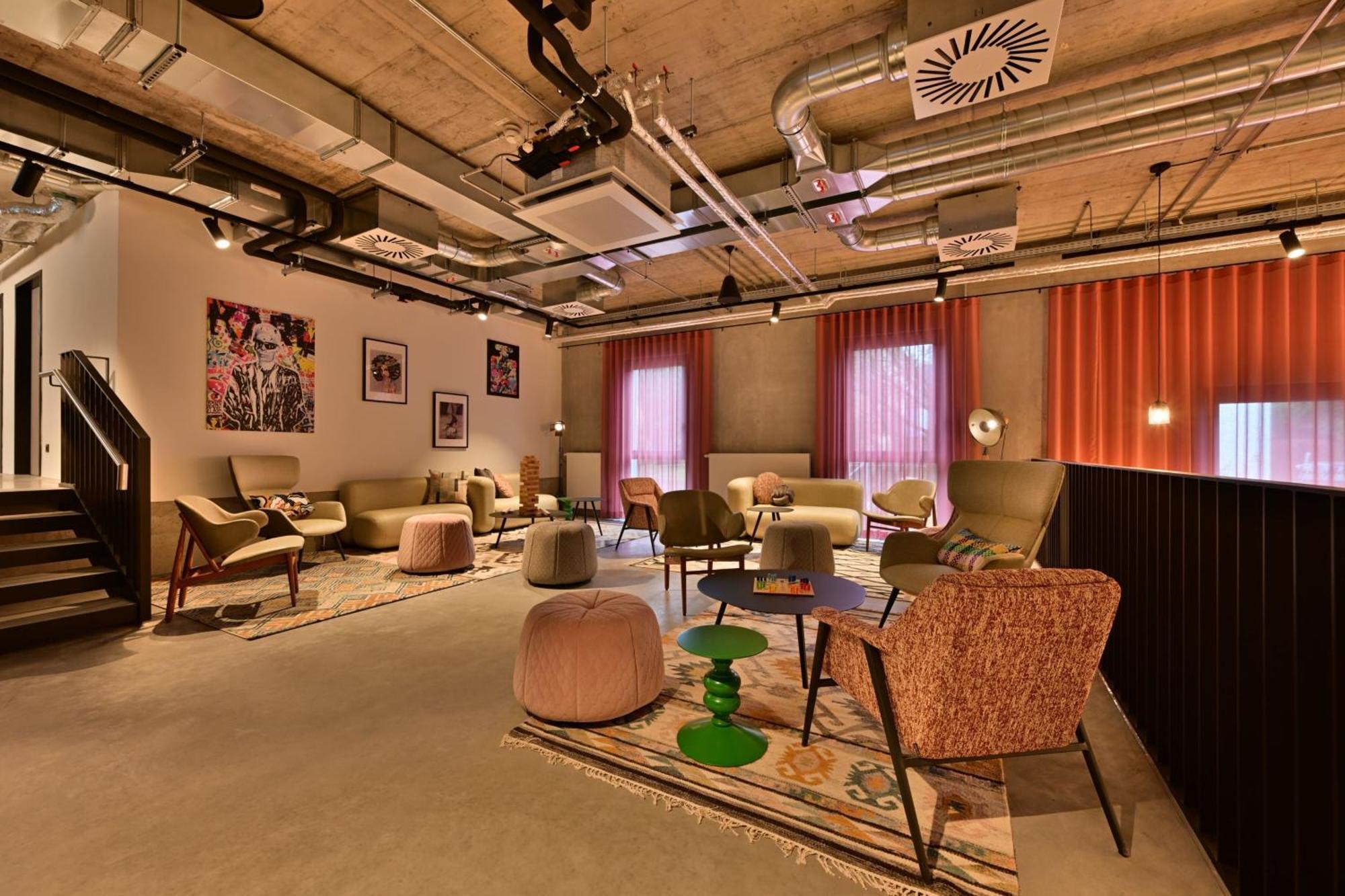 Hotel Moxy Outletcity