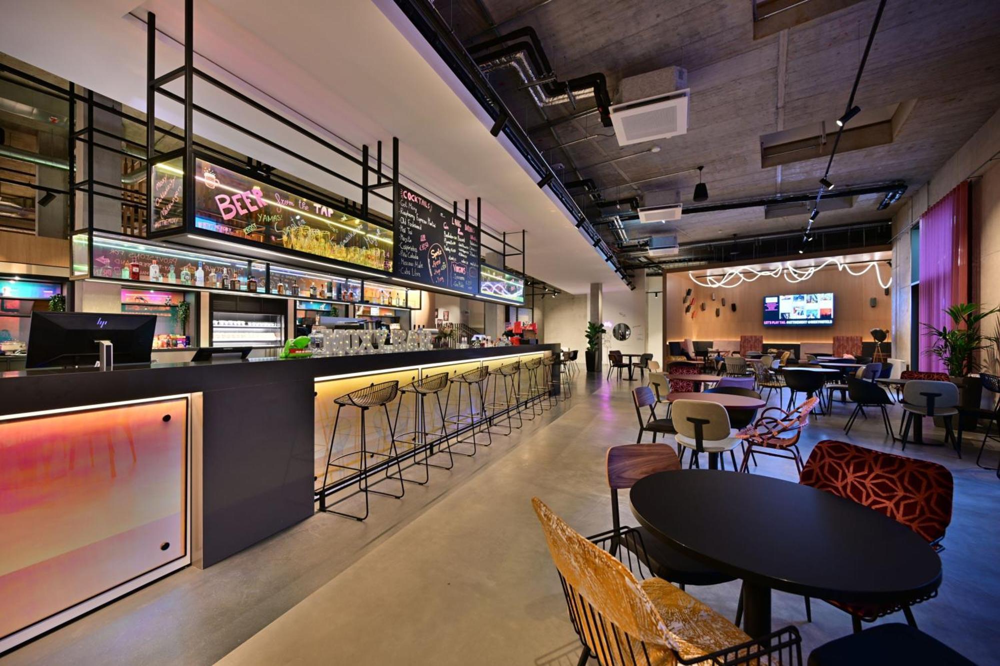 Moxy Outletcity Hotel Metzingen (Tubingen)